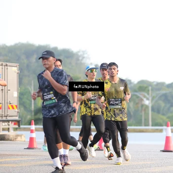 Runner Photo 6499843