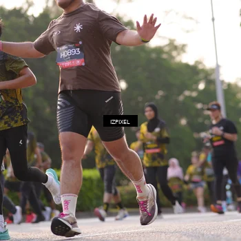 Runner Photo 6499851