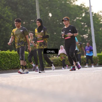Runner Photo 6499878