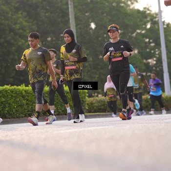 Runner Photo 6499886