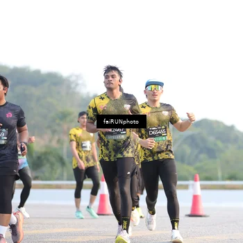 Runner Photo 6499913