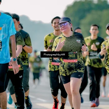 Runner Photo 6500026