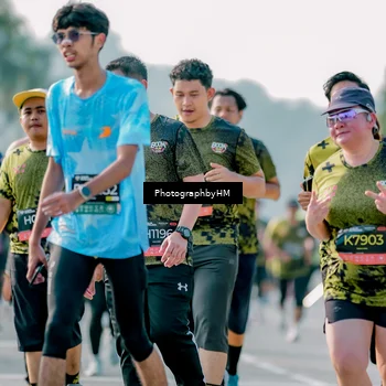 Runner Photo 6500031
