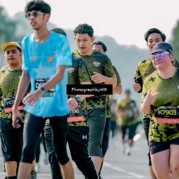 Runner Photo 6500035