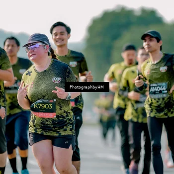 Runner Photo 6500051