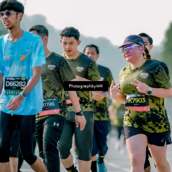 Runner Photo 6500052