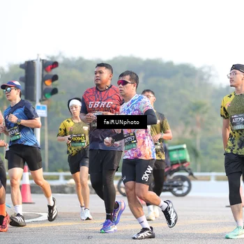 Runner Photo 6500061