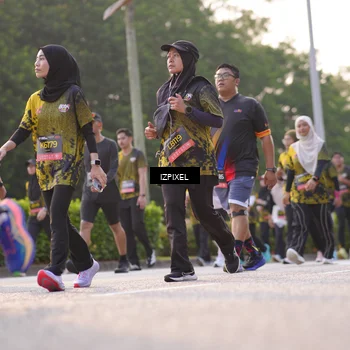 Runner Photo 6500071