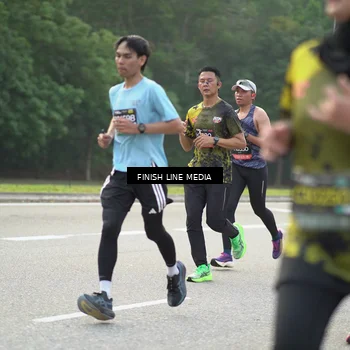 Runner Photo 6500134