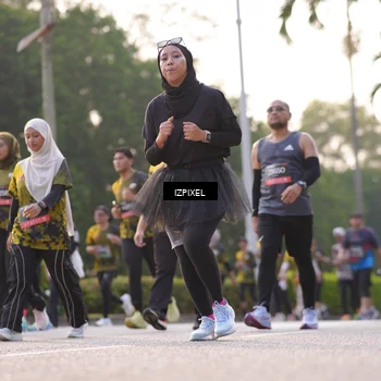 Runner Photo 6500140
