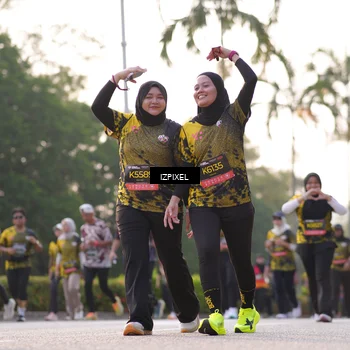 Runner Photo 6500197