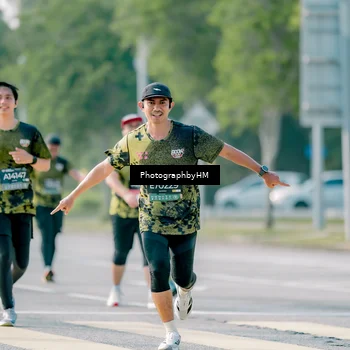 Runner Photo 6500201