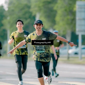 Runner Photo 6500222