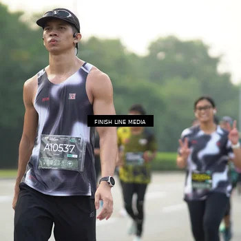 Runner Photo 6500302