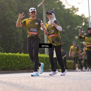 Runner Photo 6500360