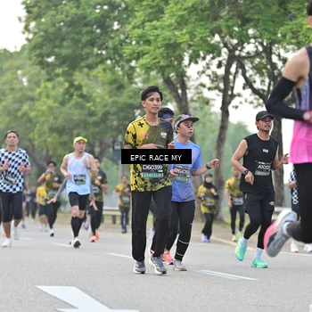 Runner Photo 6500391