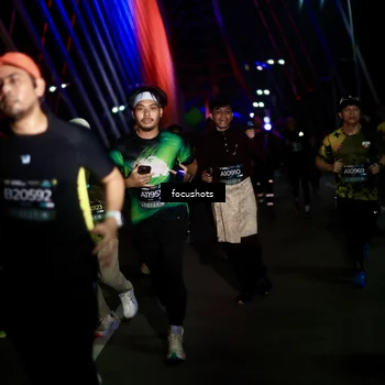 Runner Photo 6500393