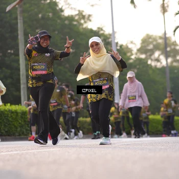 Runner Photo 6500402