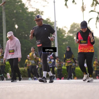 Runner Photo 6500429