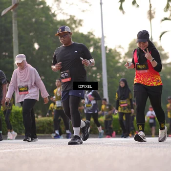 Runner Photo 6500437