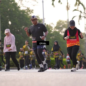 Runner Photo 6500440