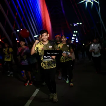 Runner Photo 6500448