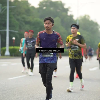 Runner Photo 6500462