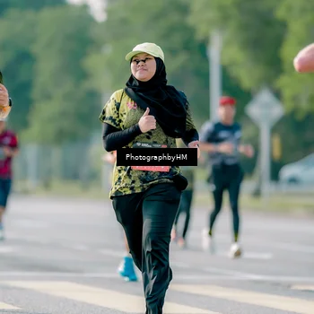 Runner Photo 6500465