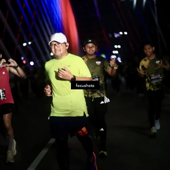Runner Photo 6500505
