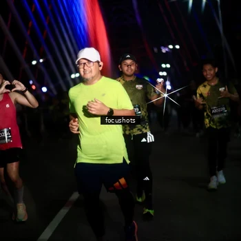 Runner Photo 6500523