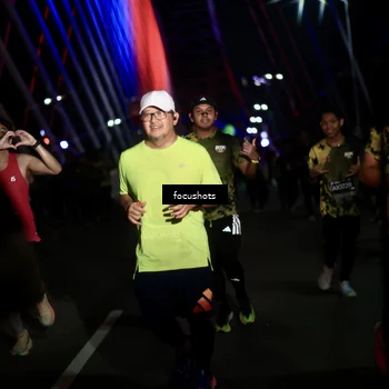 Runner Photo 6500530