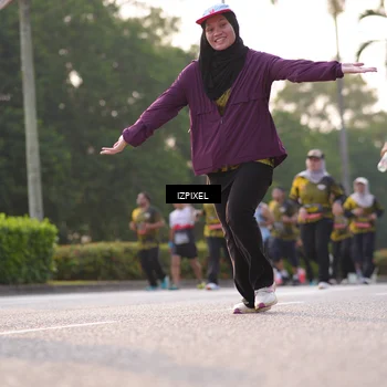 Runner Photo 6500573