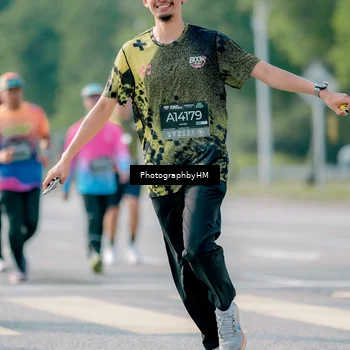 Runner Photo 6500592