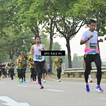 Runner Photo 6500624