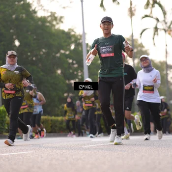 Runner Photo 6500639