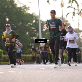 Runner Photo 6500654
