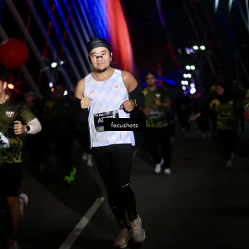 Runner Photo 6500676