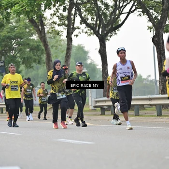 Runner Photo 6500680