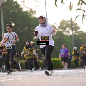 Runner Photo 6500704
