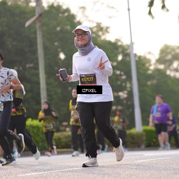 Runner Photo 6500714