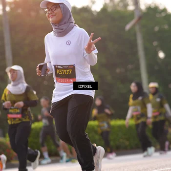 Runner Photo 6500773