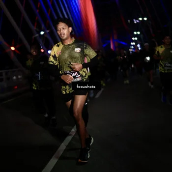 Runner Photo 6500795