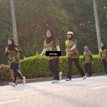 Runner Photo 6500800