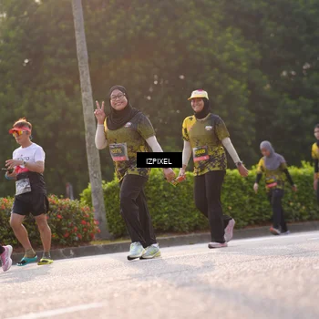 Runner Photo 6500821