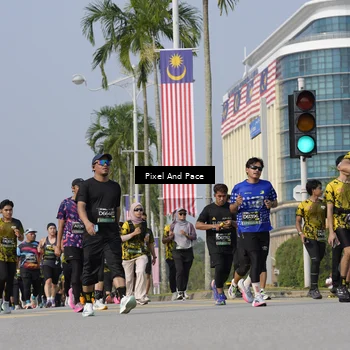 Runner Photo 6500835