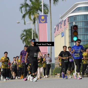 Runner Photo 6500841
