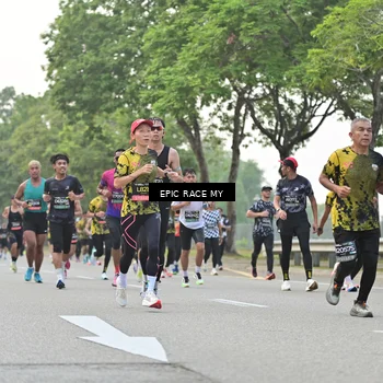 Runner Photo 6500859