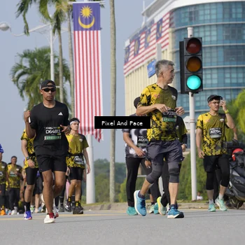 Runner Photo 6500889