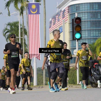 Runner Photo 6500893