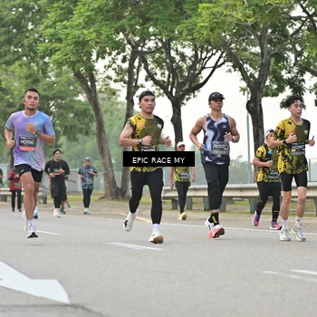 Runner Photo 6500898